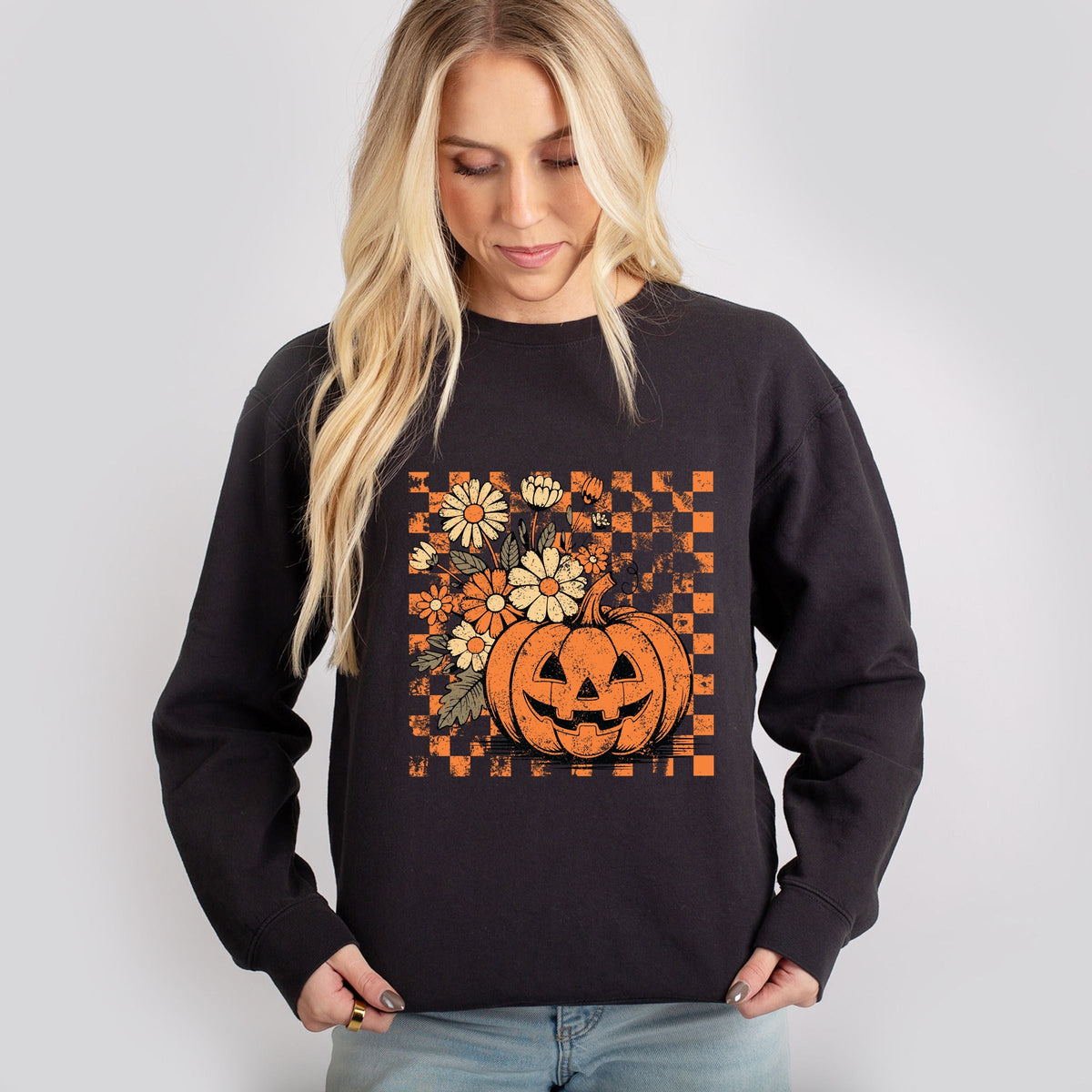 Retro Floral Pumpkin - Women's Lightweight Garment Dyed Sweatshirt