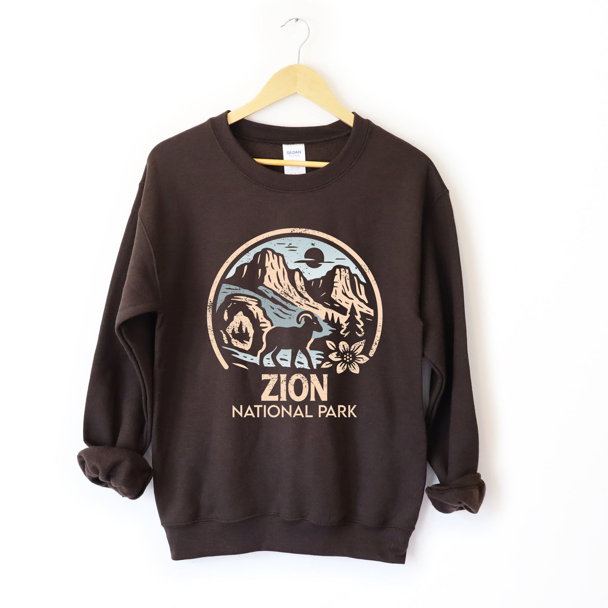 Zion National Park Two-Toned Circle - Women's Graphic Sweatshirt