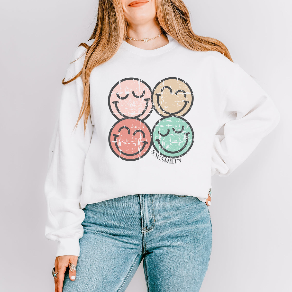 S.W.Smiley Smiley Face Grunge -  Women's Graphic Sweatshirt