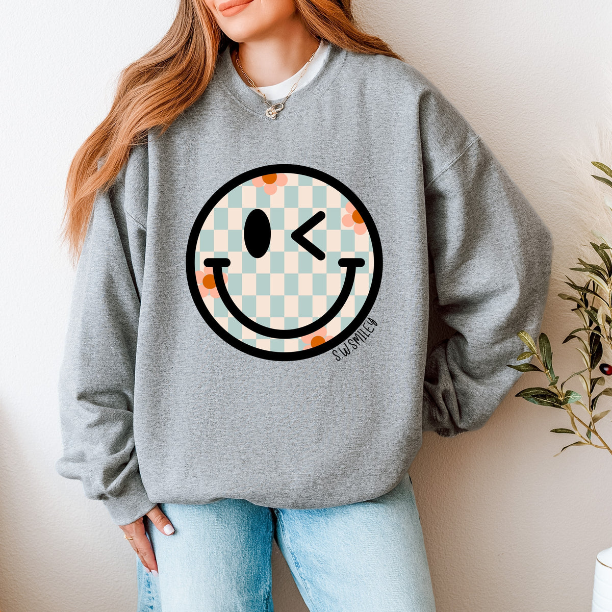 S.W.Smiley Checkered Smiley Face -  Women's Graphic Sweatshirt