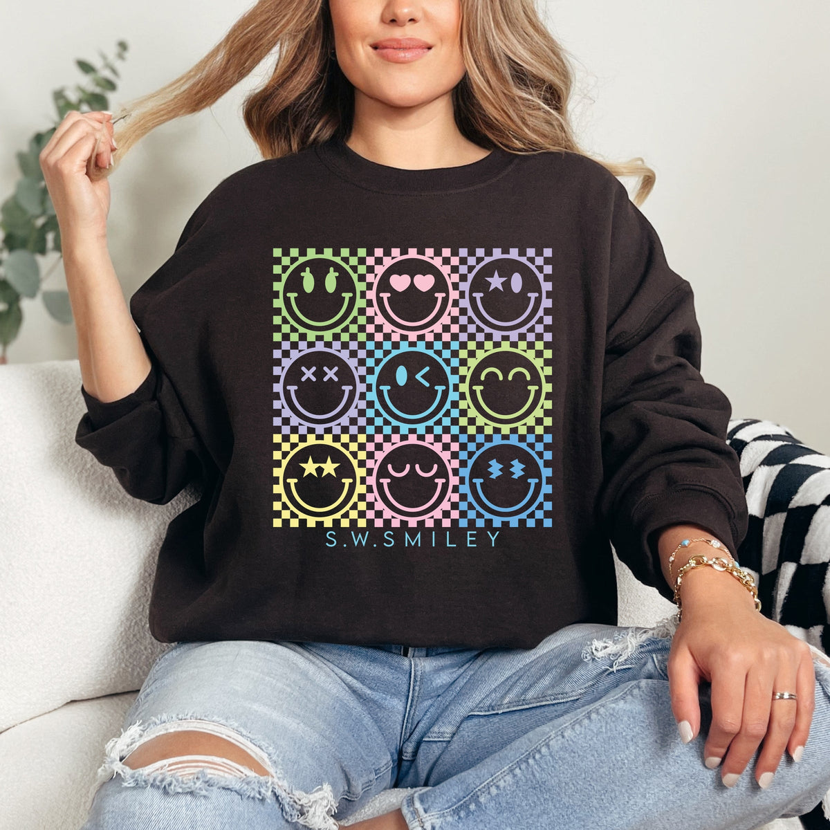 S.W.Smiley Checkered Neon - Women's Graphic Sweatshirt