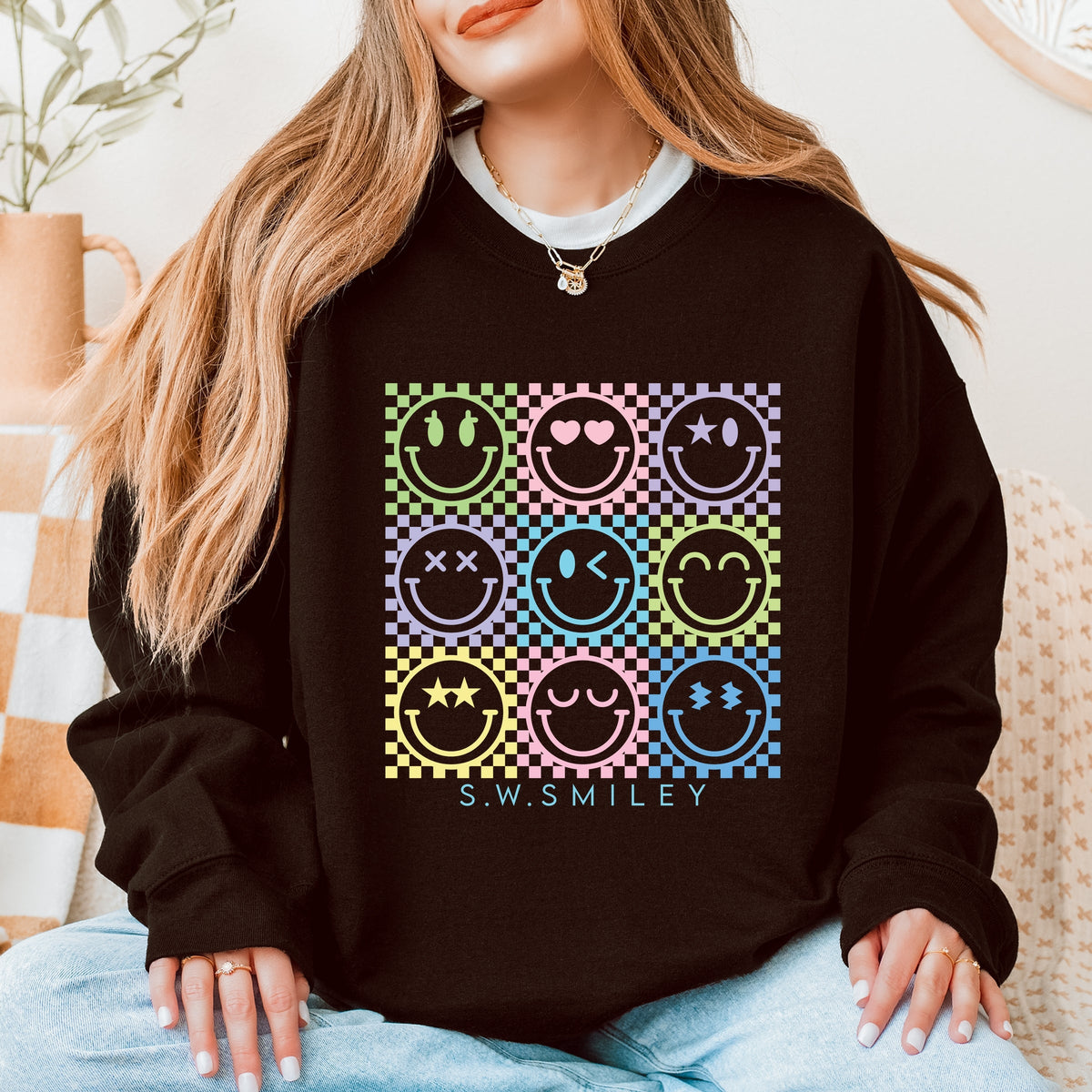 S.W.Smiley Checkered Neon - Women's Graphic Sweatshirt