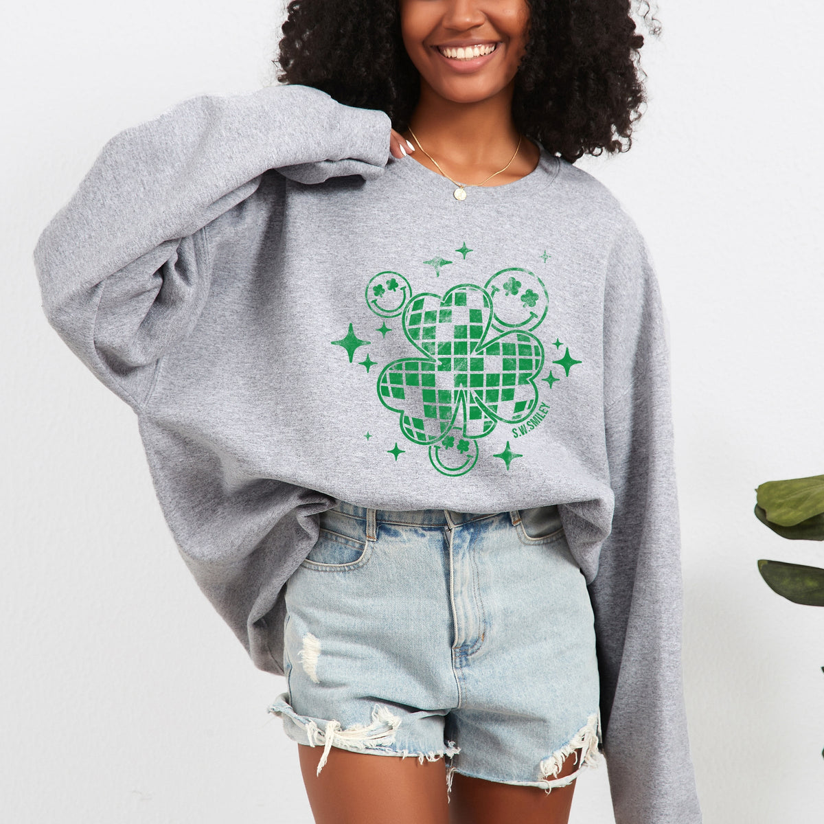 S.W.Smiley Disco Clover - Women's Graphic Sweatshirt