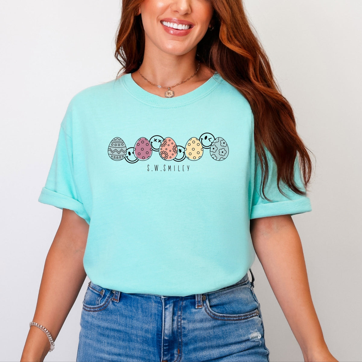 S.W.Smiley Eggs Row Outline - Women's Garment Dyed Graphic T-Shirt