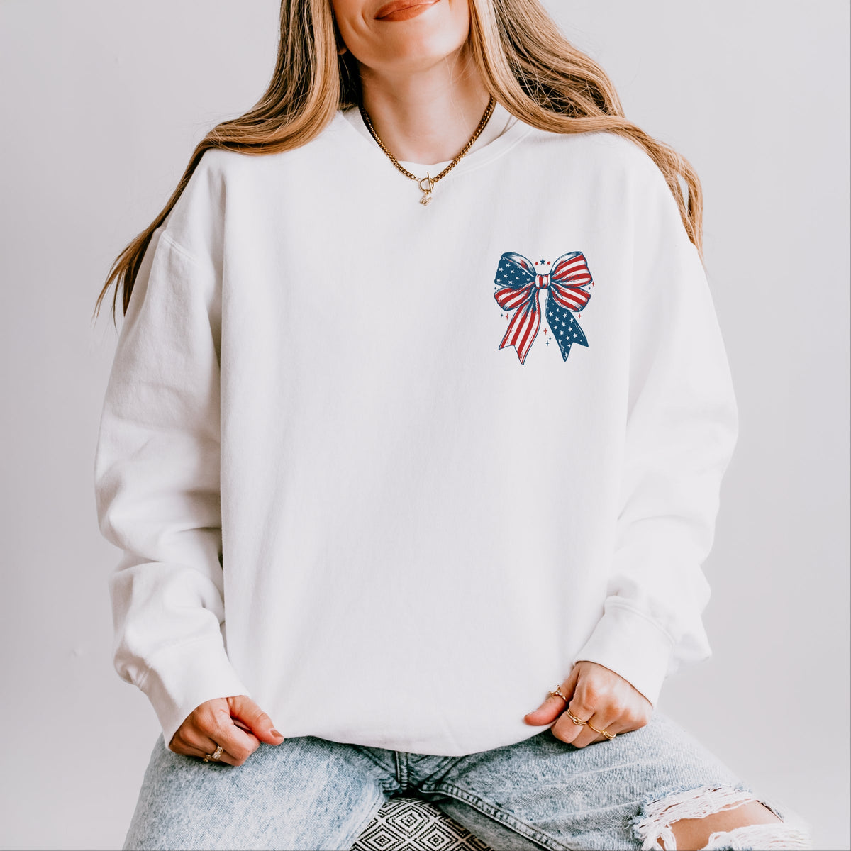 Patriotic Bow Stars - Women's Lightweight Garment Dyed Sweatshirt