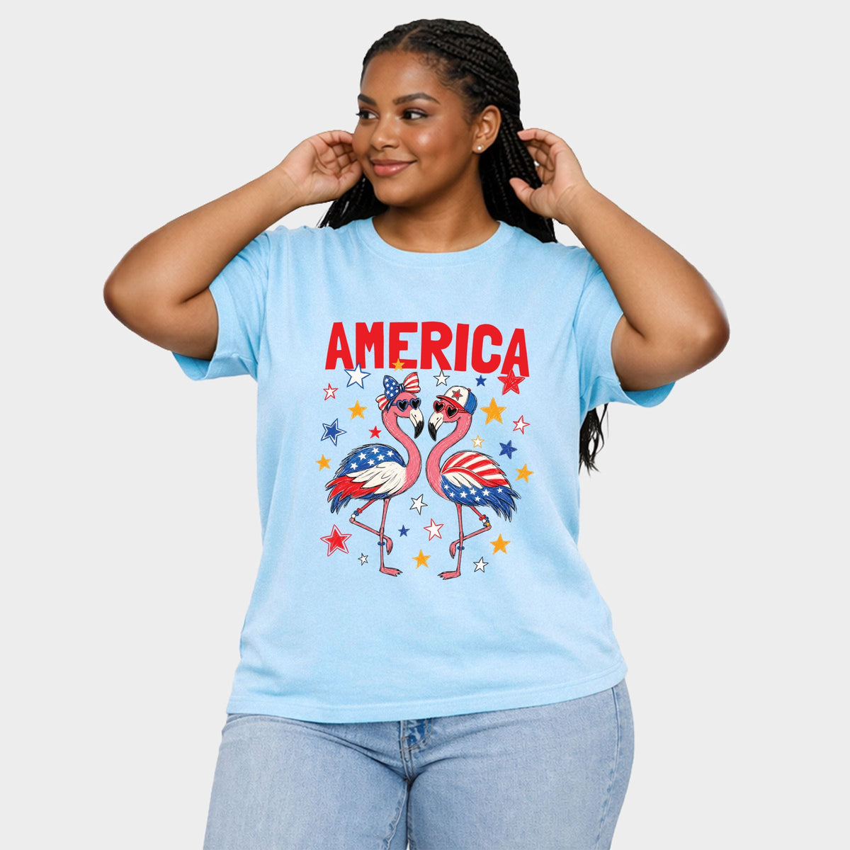 America Flamingos Star - Women's Plus Sized Garment Dyed Graphic T-Shirt