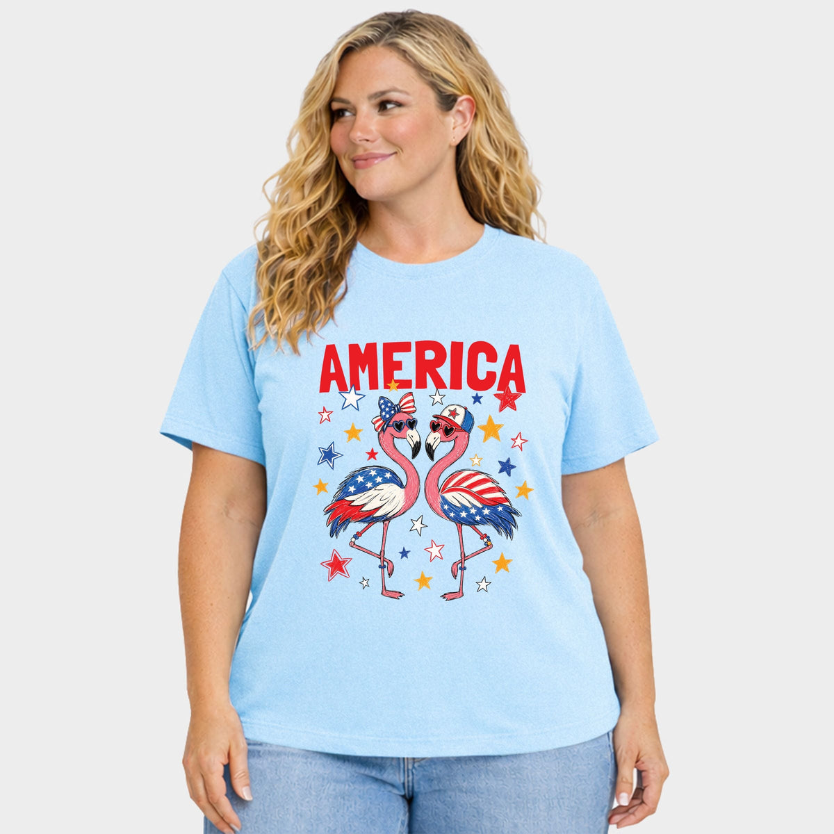 America Flamingos Star - Women's Plus Sized Garment Dyed Graphic T-Shirt