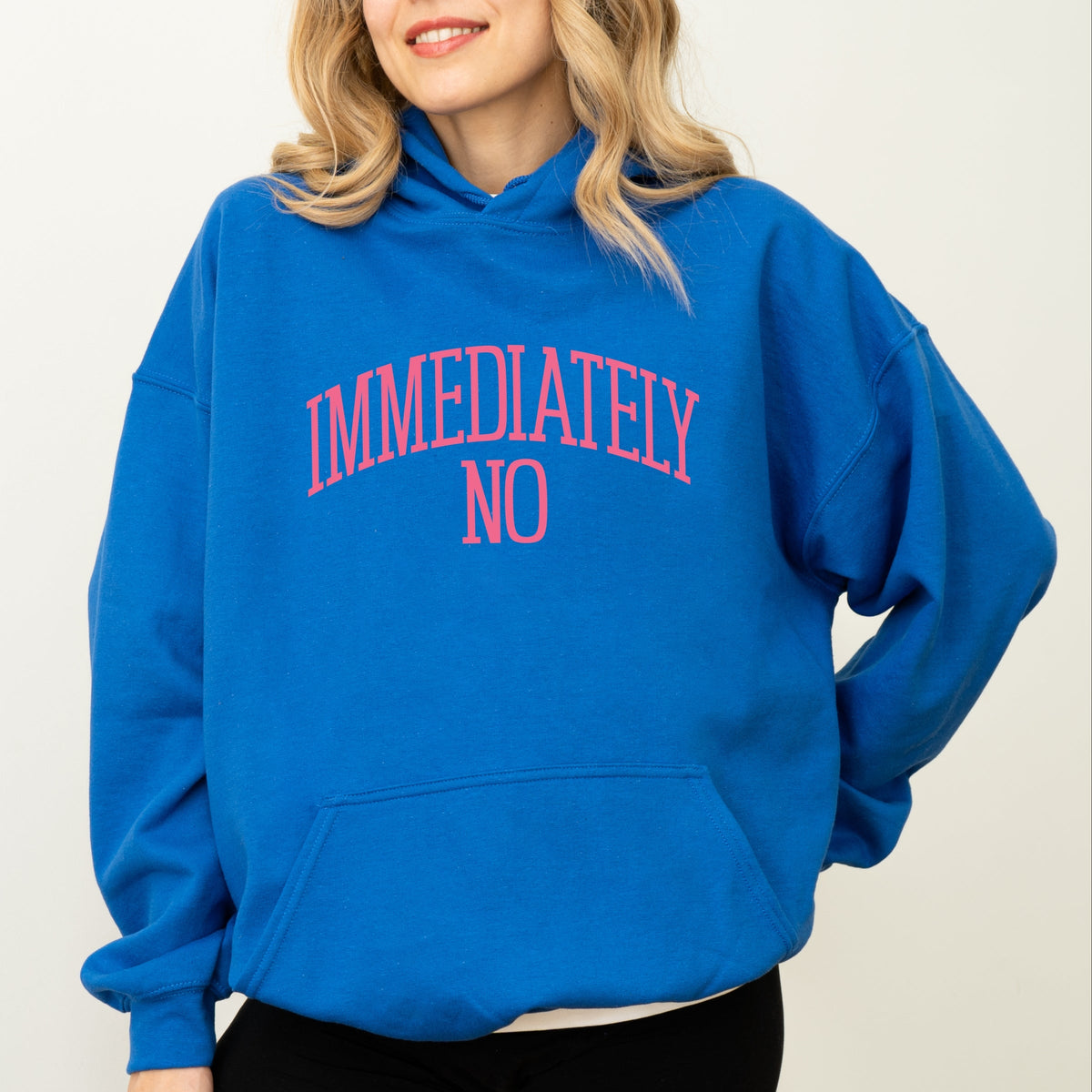 Immediately No Arched - Women's Graphic Hoodie