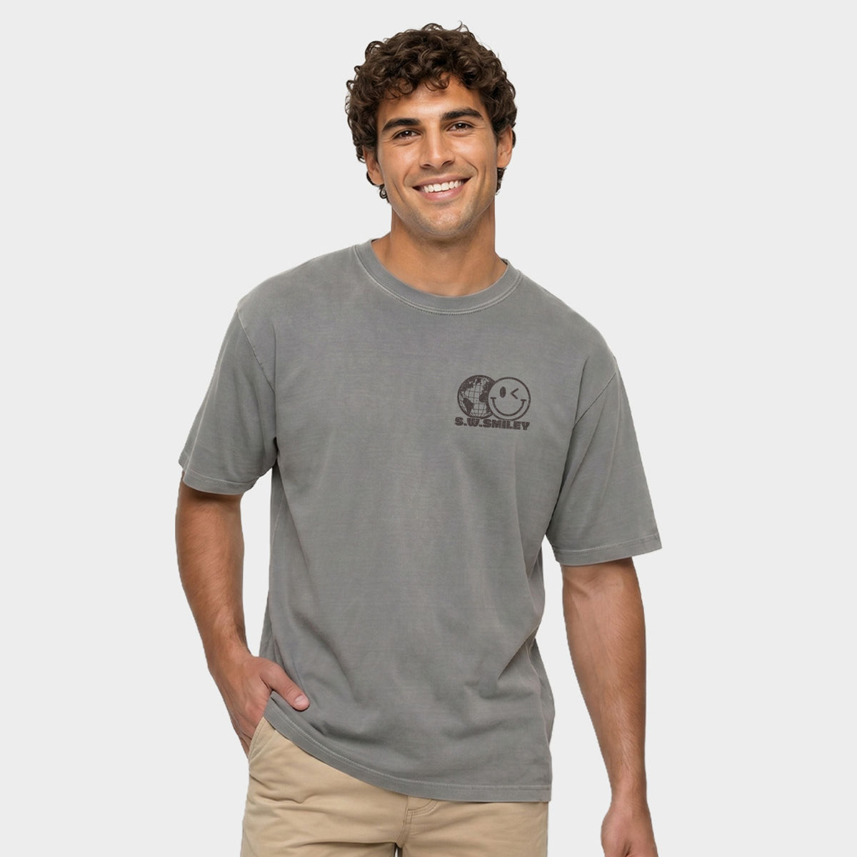 S.W.Smiley Record Retro - Men's Garment Dyed Graphic T-Shirt