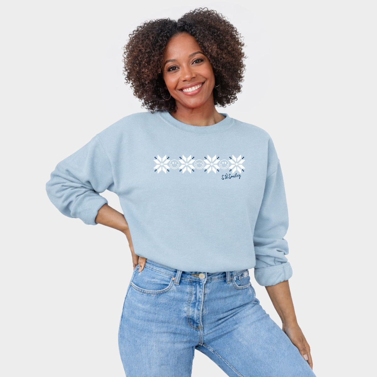 S.W.Smiley Snowflakes Row - Women's Graphic Sweatshirt