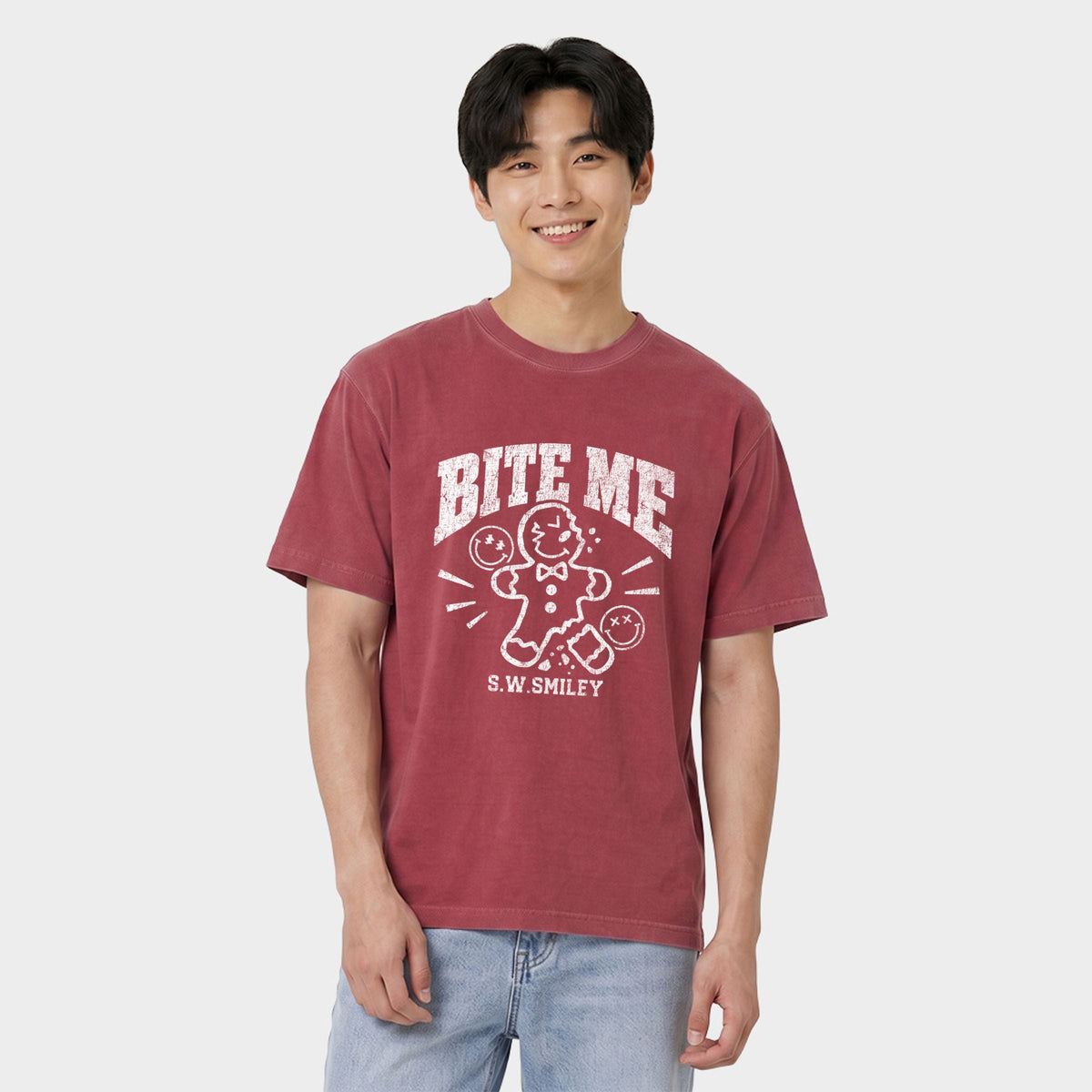 S.W.Smiley Bite Me Gingerbread - Men's Garment Dyed Graphic T-Shirt