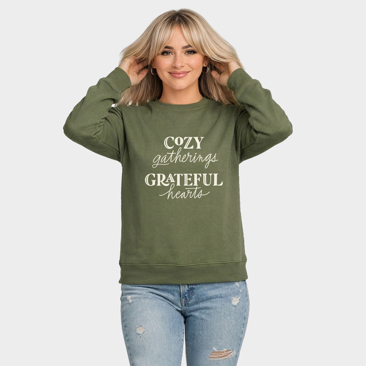 Hallmark - Cozy Gatherings Grateful Hearts -  Women's Graphic Sweatshirt