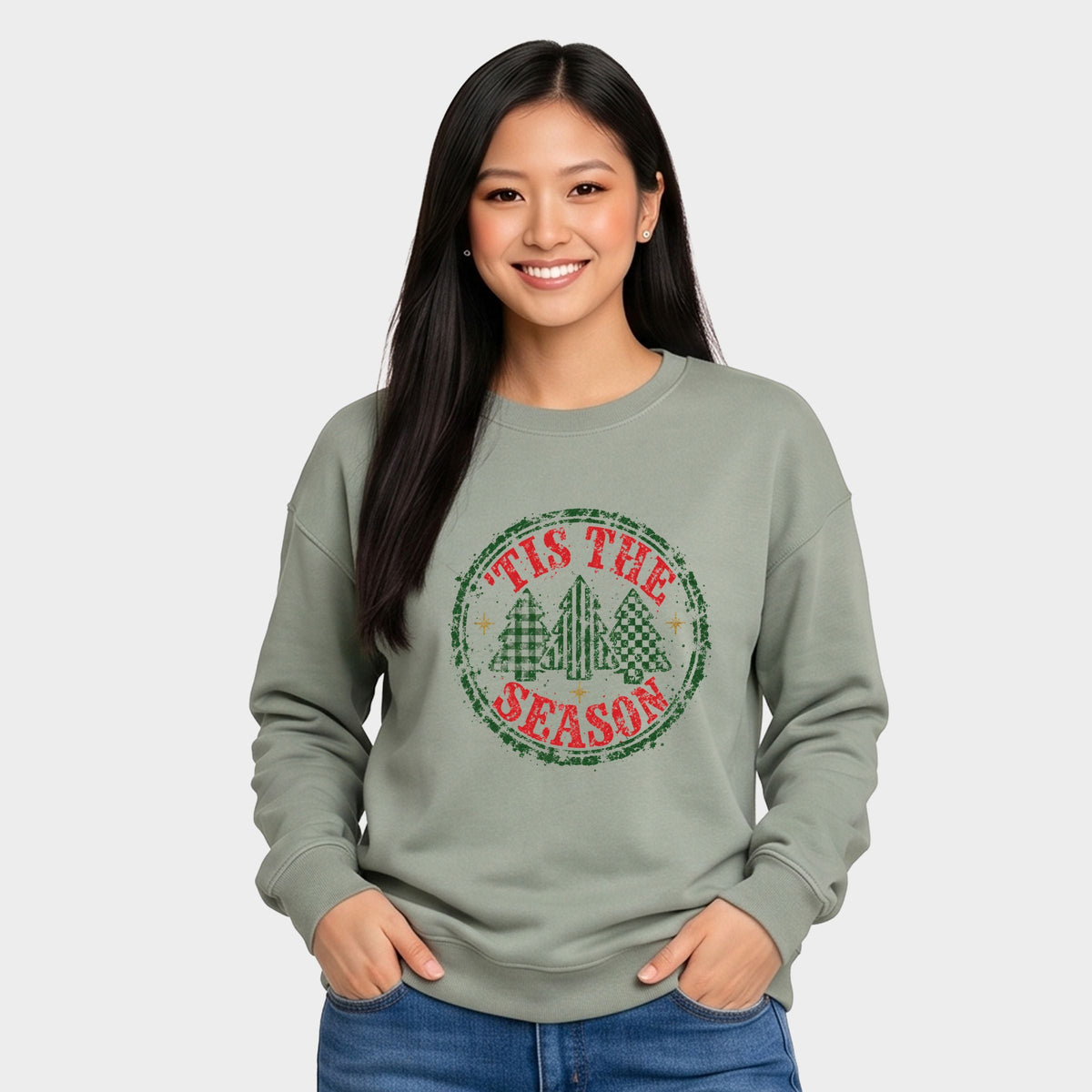 Tis The Season Circle - Women's Graphic Sweatshirt