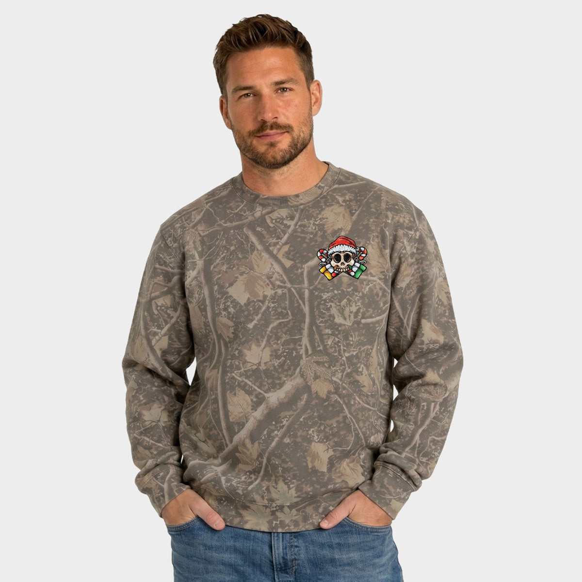 Humbug Santa Skull - Men's Camo Sweatshirt