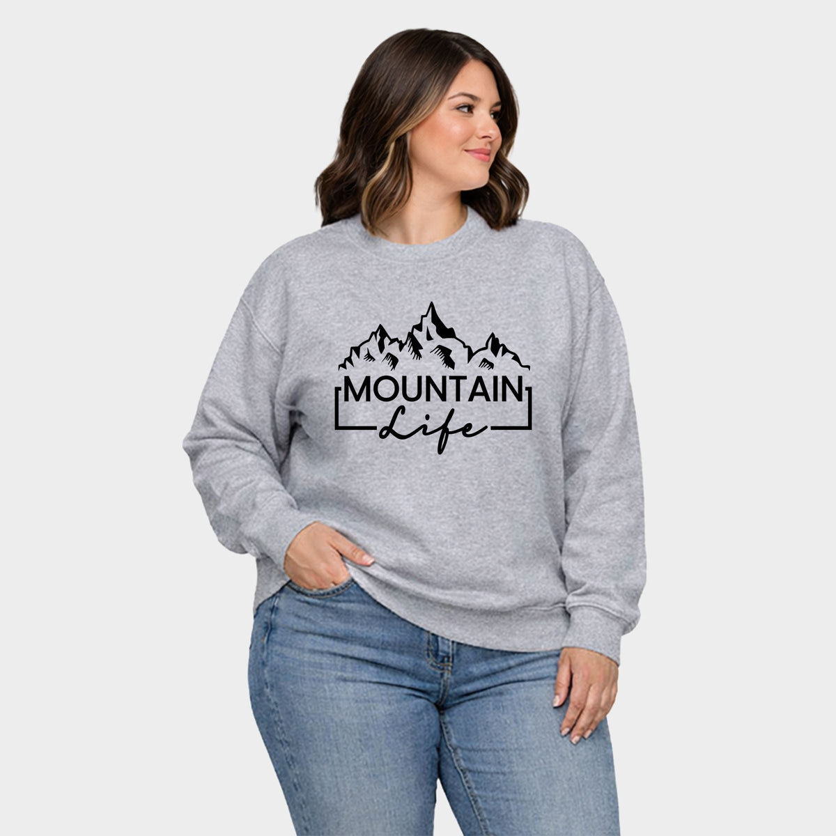 Mountain Life - Women's Plus Sized Graphic Sweatshirt