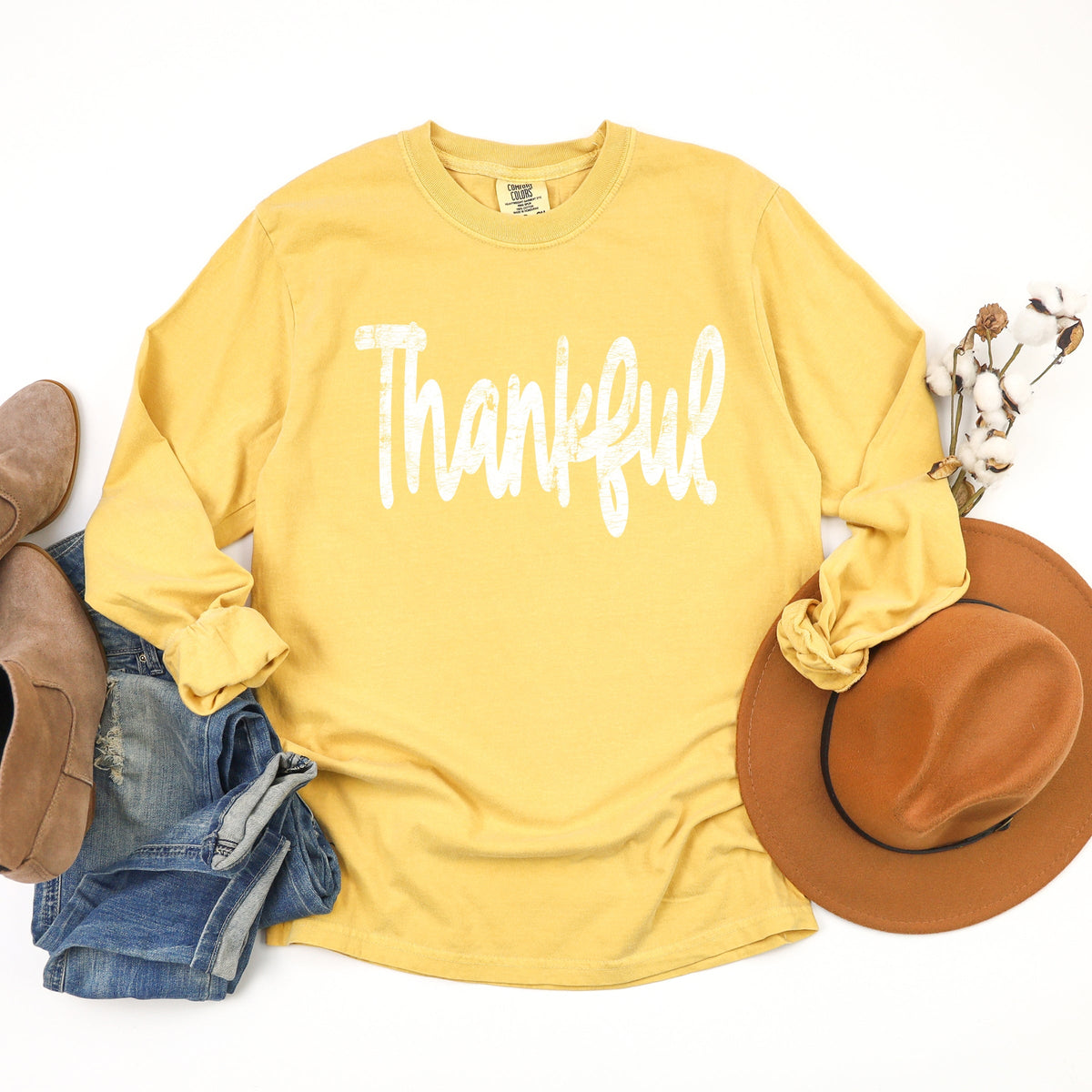 Thankful Cursive Distressed - Women's Garment Dyed Long Sleeve Graphic T-Shirt
