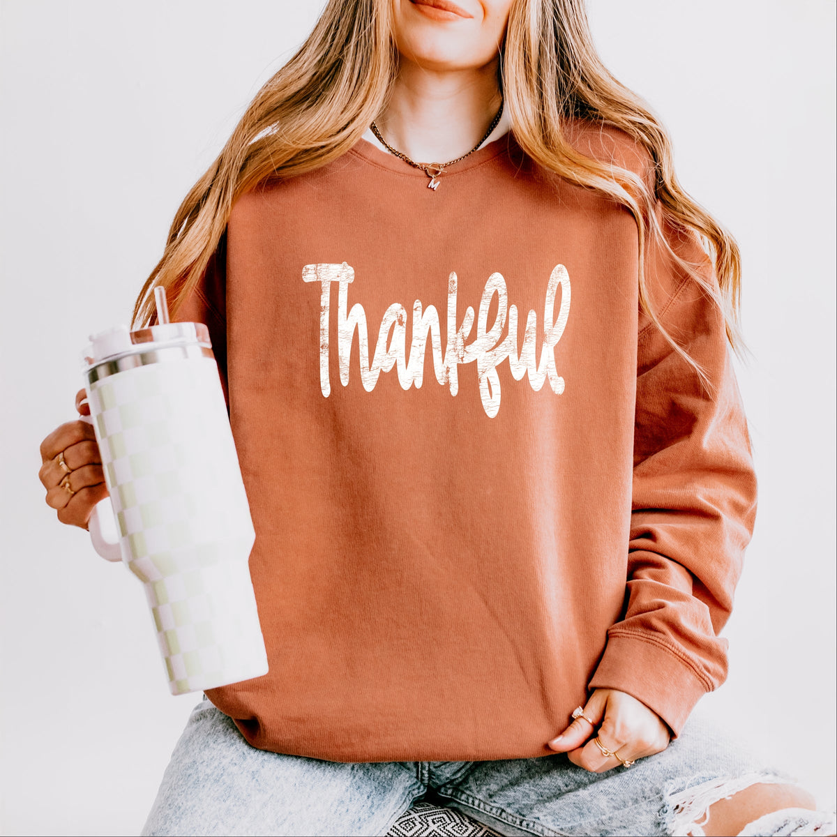 Thankful Cursive Distressed - Women's Lightweight Garment Dyed Sweatshirt