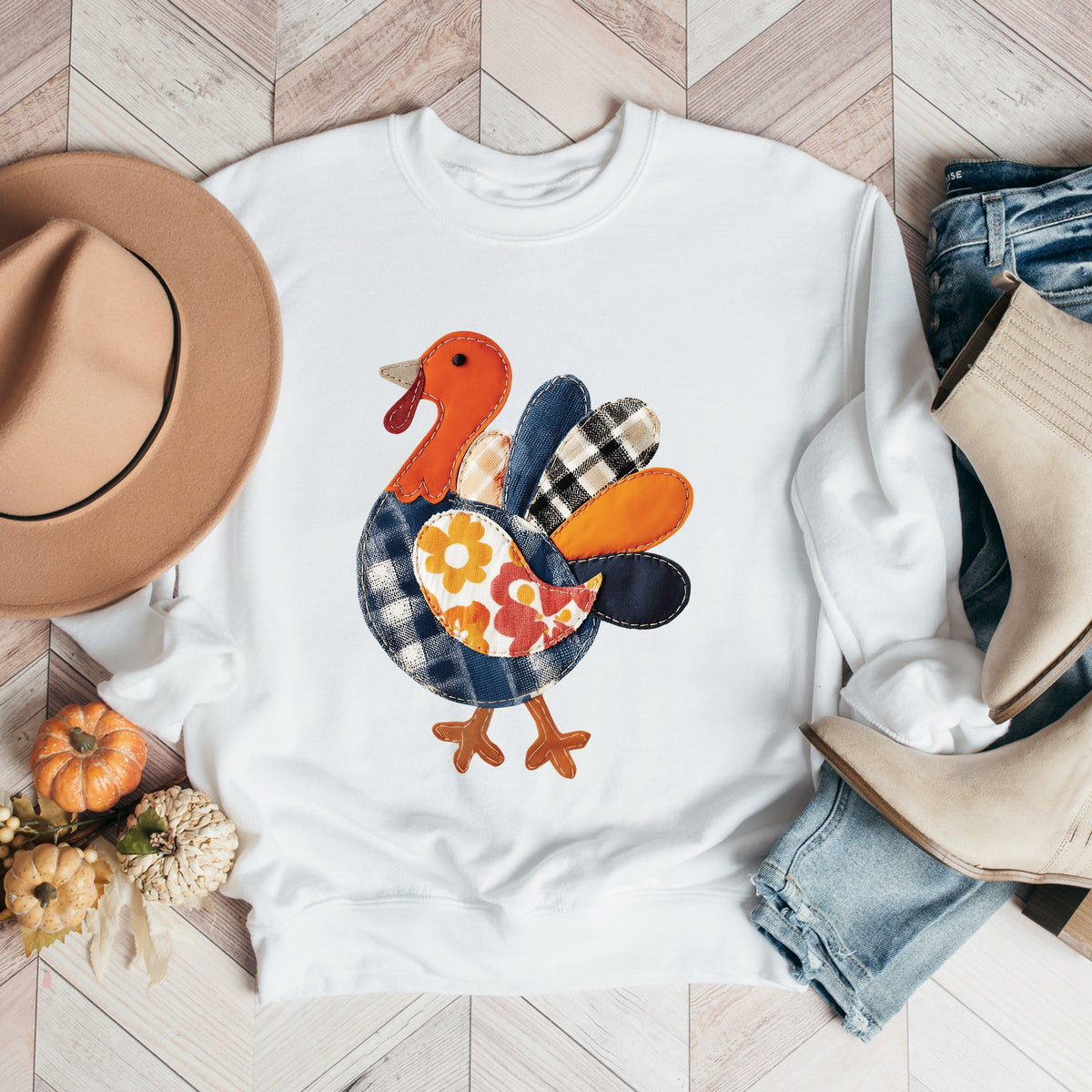 Plaid Turkey Patchwork Print - Women's Graphic Sweatshirt