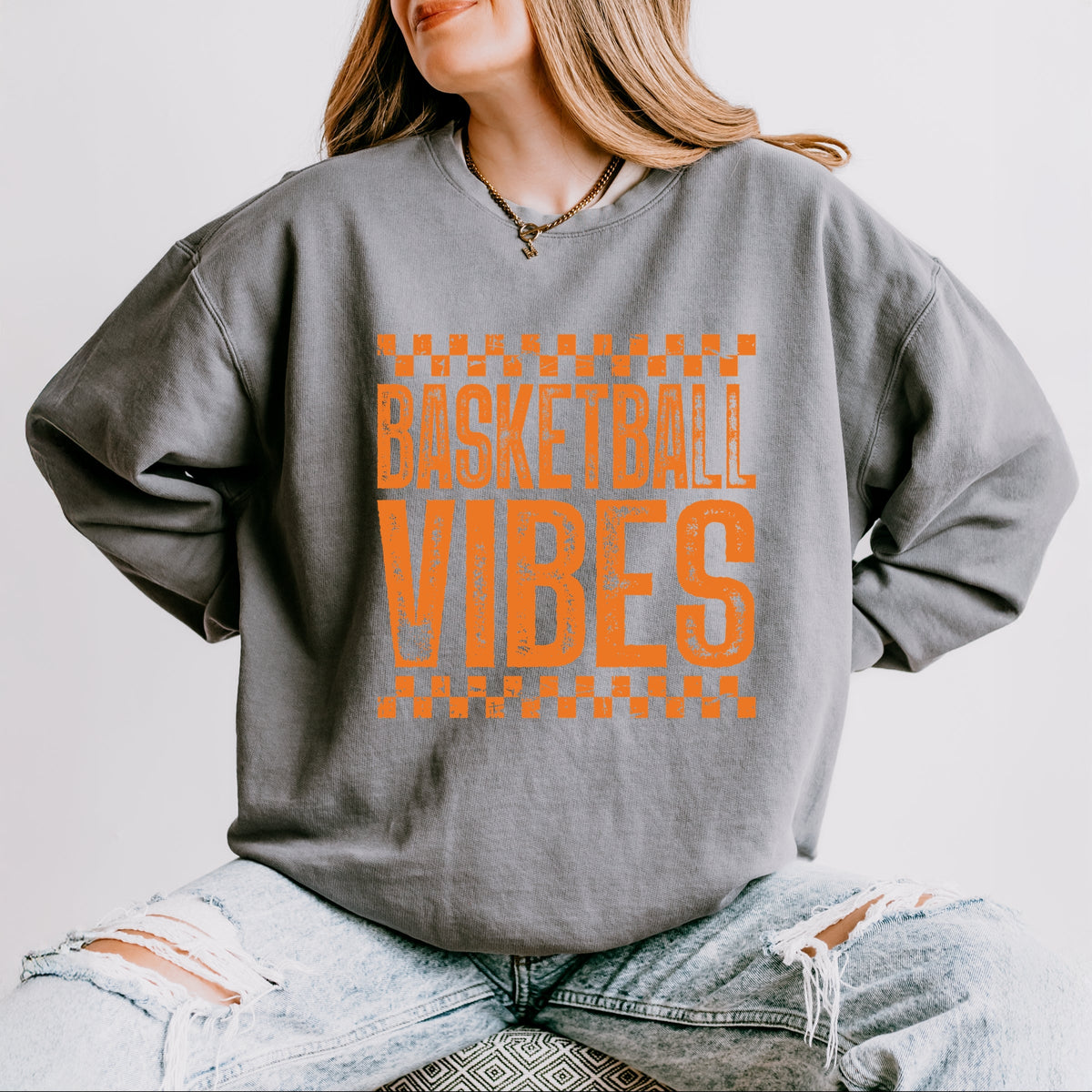 Basketball Vibes Checkered Distressed - Women's Lightweight Garment Dyed Sweatshirt