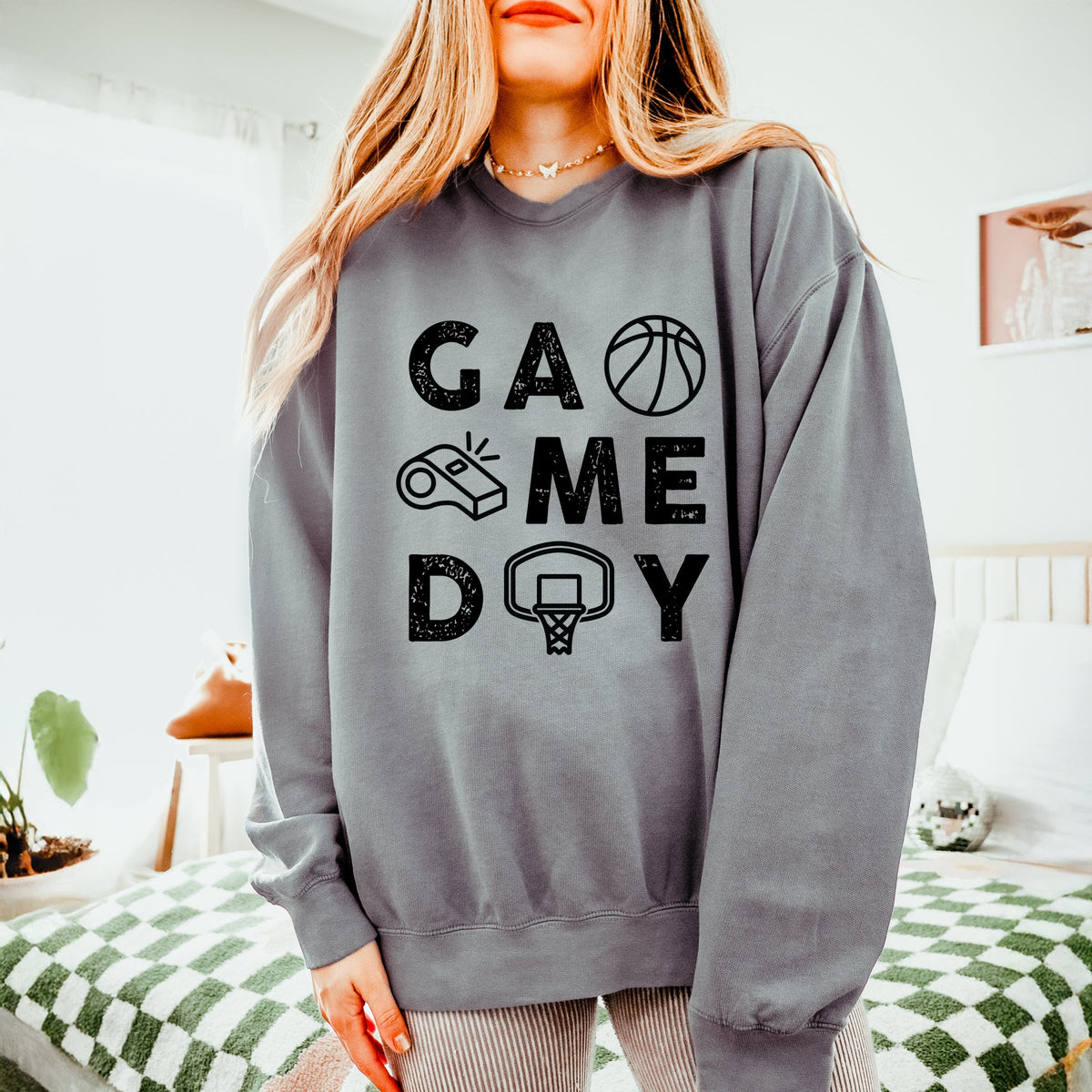 Basketball Game Day Block Distressed - Women's Lightweight Garment Dyed Sweatshirt