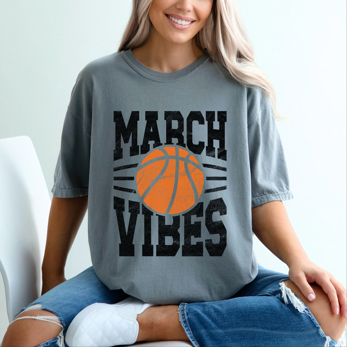 March Vibes Basketball Distressed - Women's Garment Dyed Graphic T-Shirt