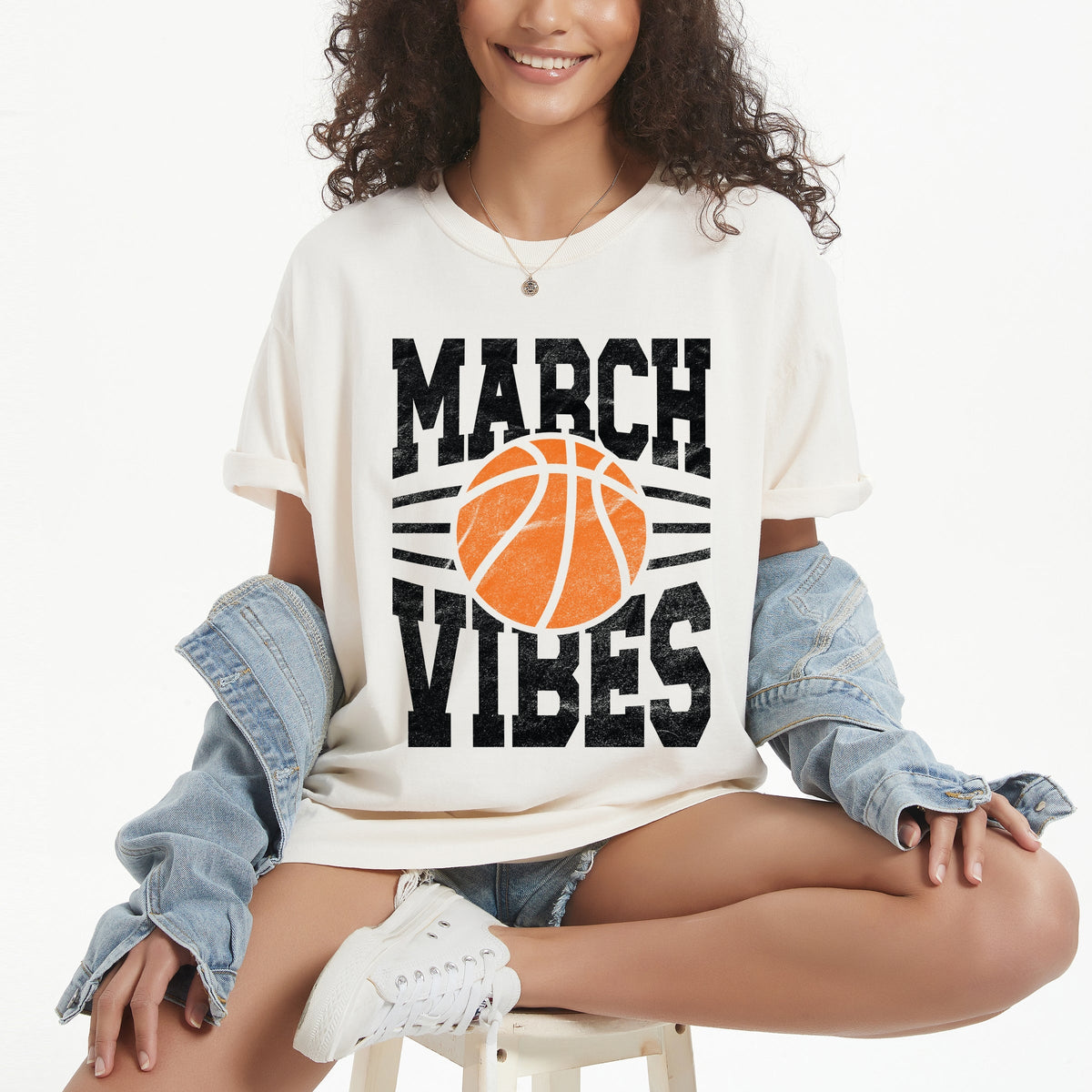 March Vibes Basketball Distressed - Women's Garment Dyed Graphic T-Shirt