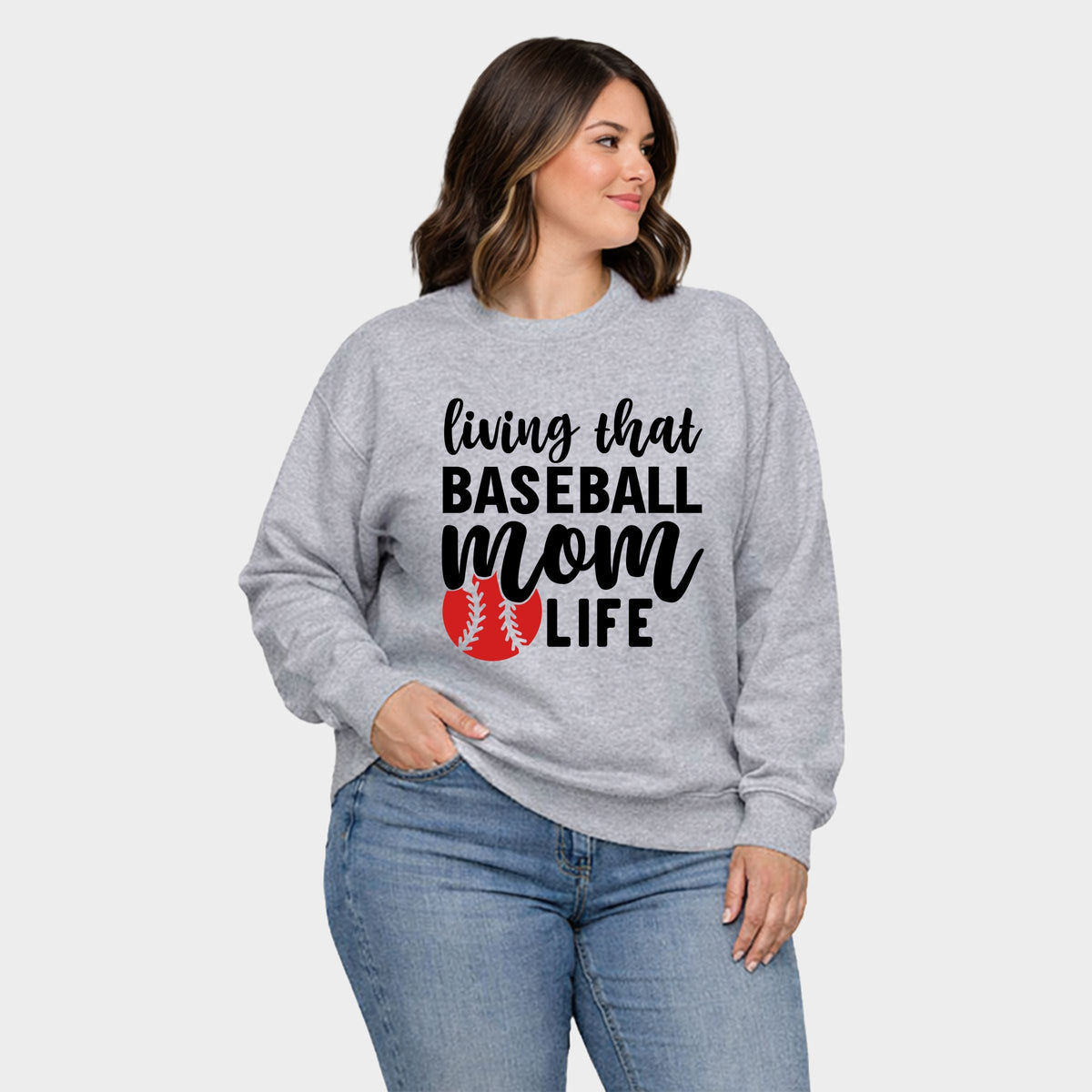 Living That Baseball Mom Life With Ball - Women's Plus Sized Graphic Sweatshirt