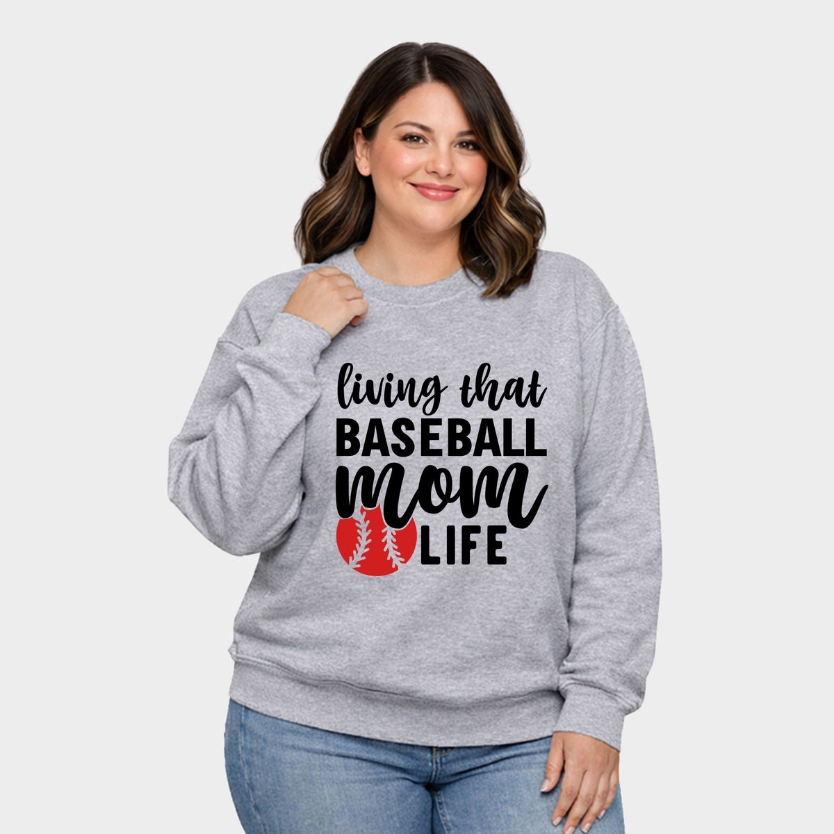 Living That Baseball Mom Life With Ball - Women's Plus Sized Graphic Sweatshirt