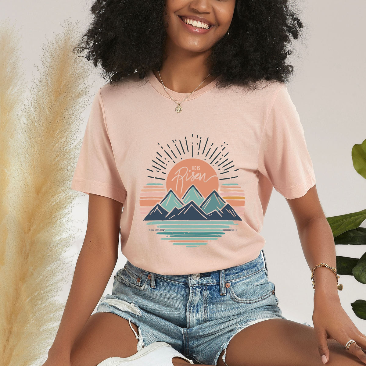 He Is Risen Mountains - Women's Short Sleeve Graphic T-Shirt