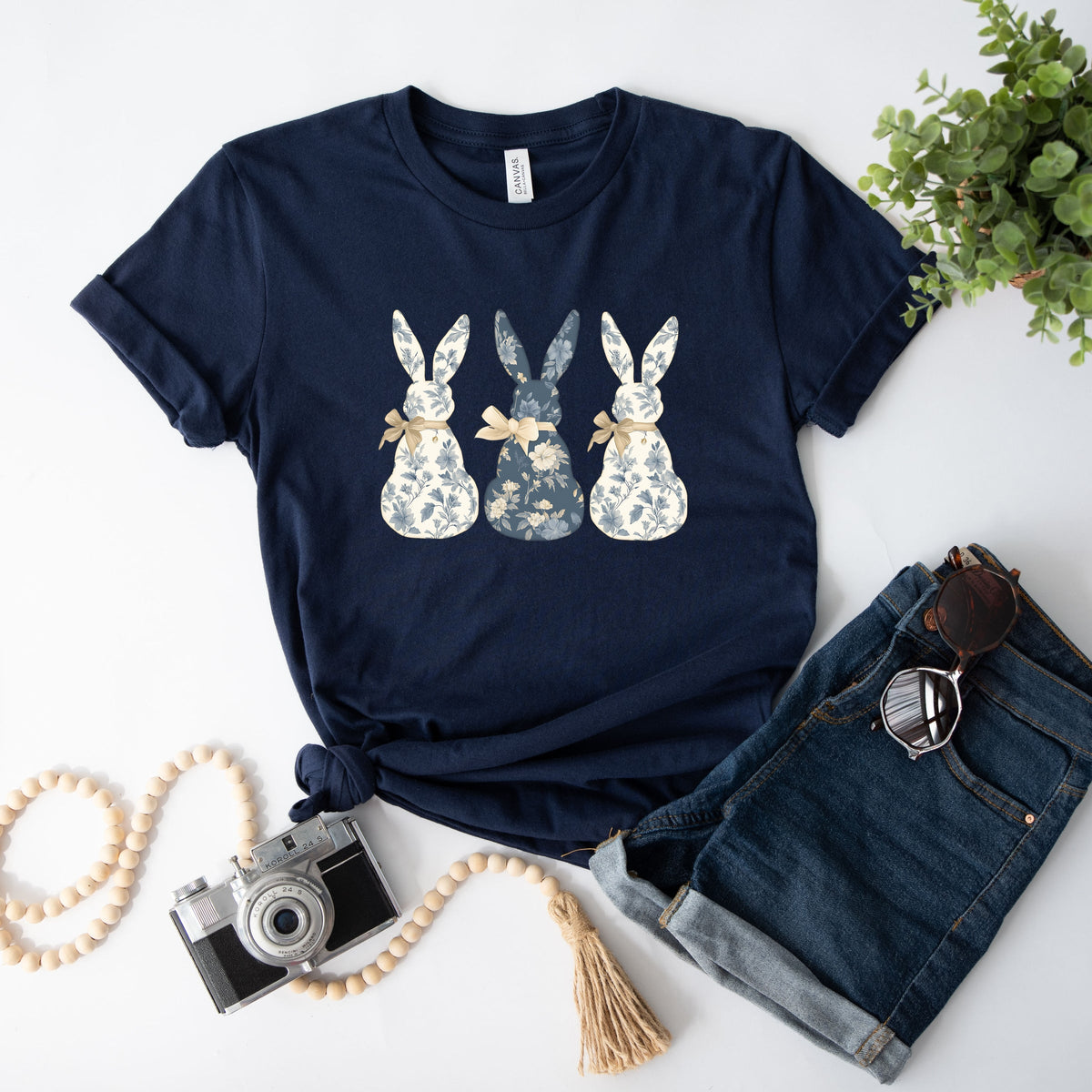 Three Blue Willow Bunnies - Women's Short Sleeve Graphic T-Shirt