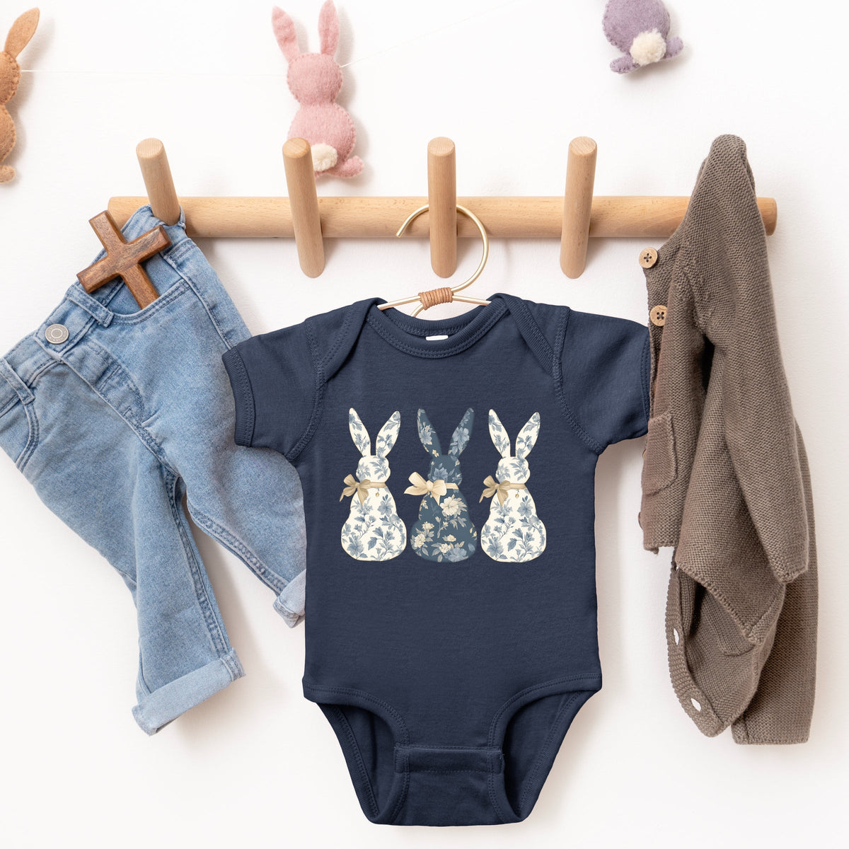 Three Blue Willow Bunnies - Baby Short Sleeve Graphic Bodysuit