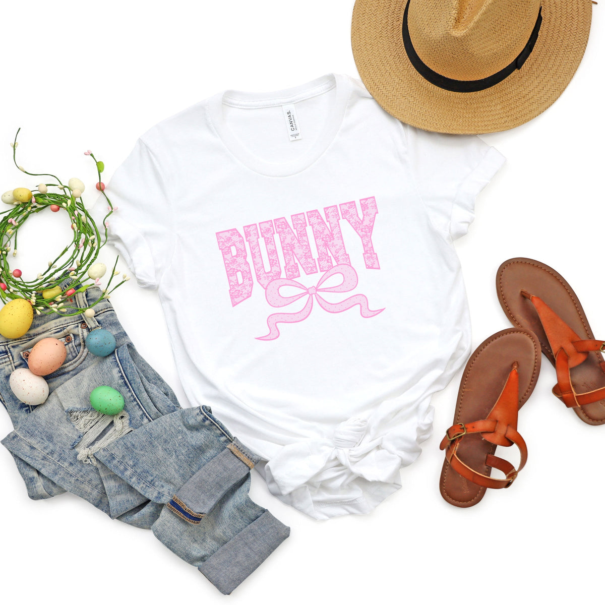 Bunny Pink Lace - Women's Short Sleeve Graphic T-Shirt