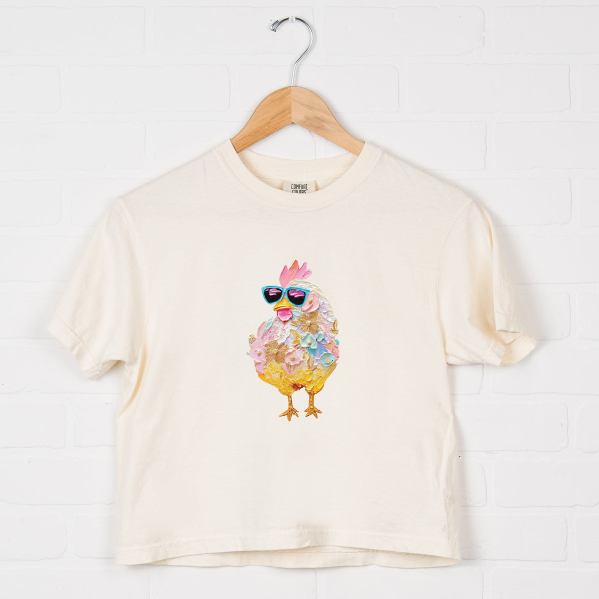 Sunglasses Chick Paint Print - Women's Boxy Crop Top Graphic T-Shirt