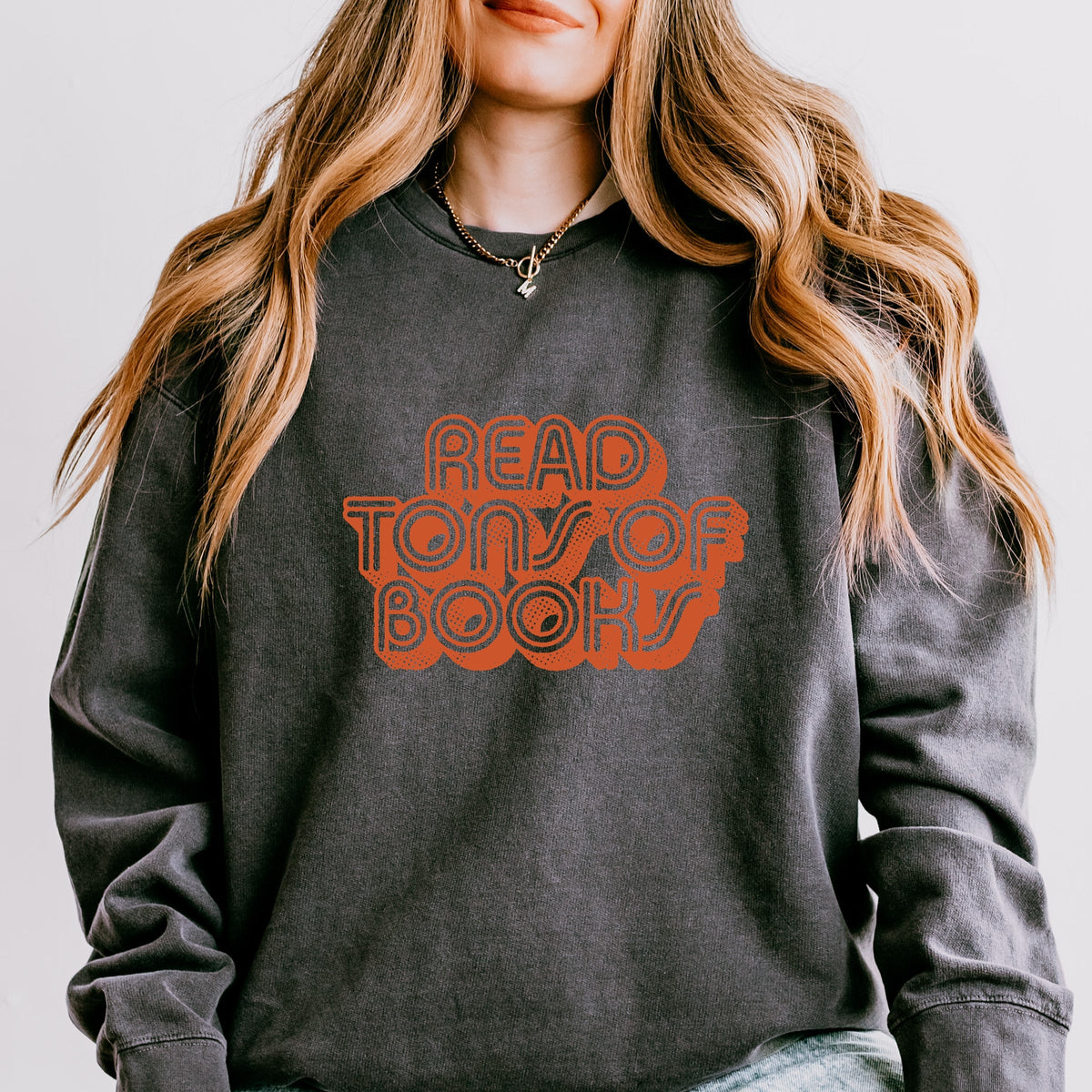 Read Tons Of Books - Women's Lightweight Garment Dyed Sweatshirt
