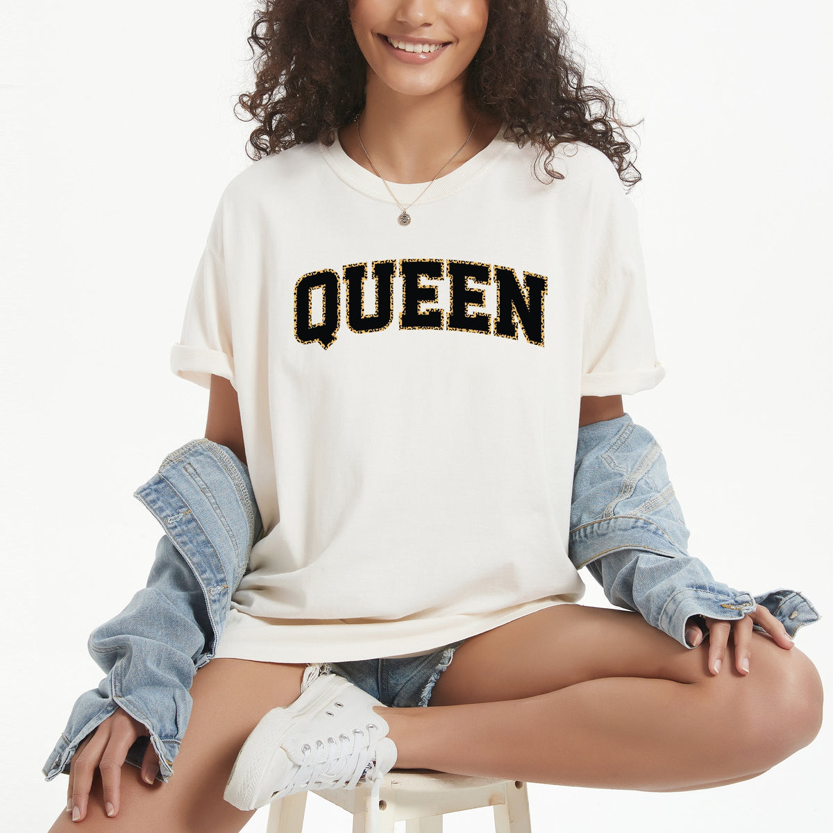 Queen Leopard Print - Women's Garment Dyed Graphic T-Shirt