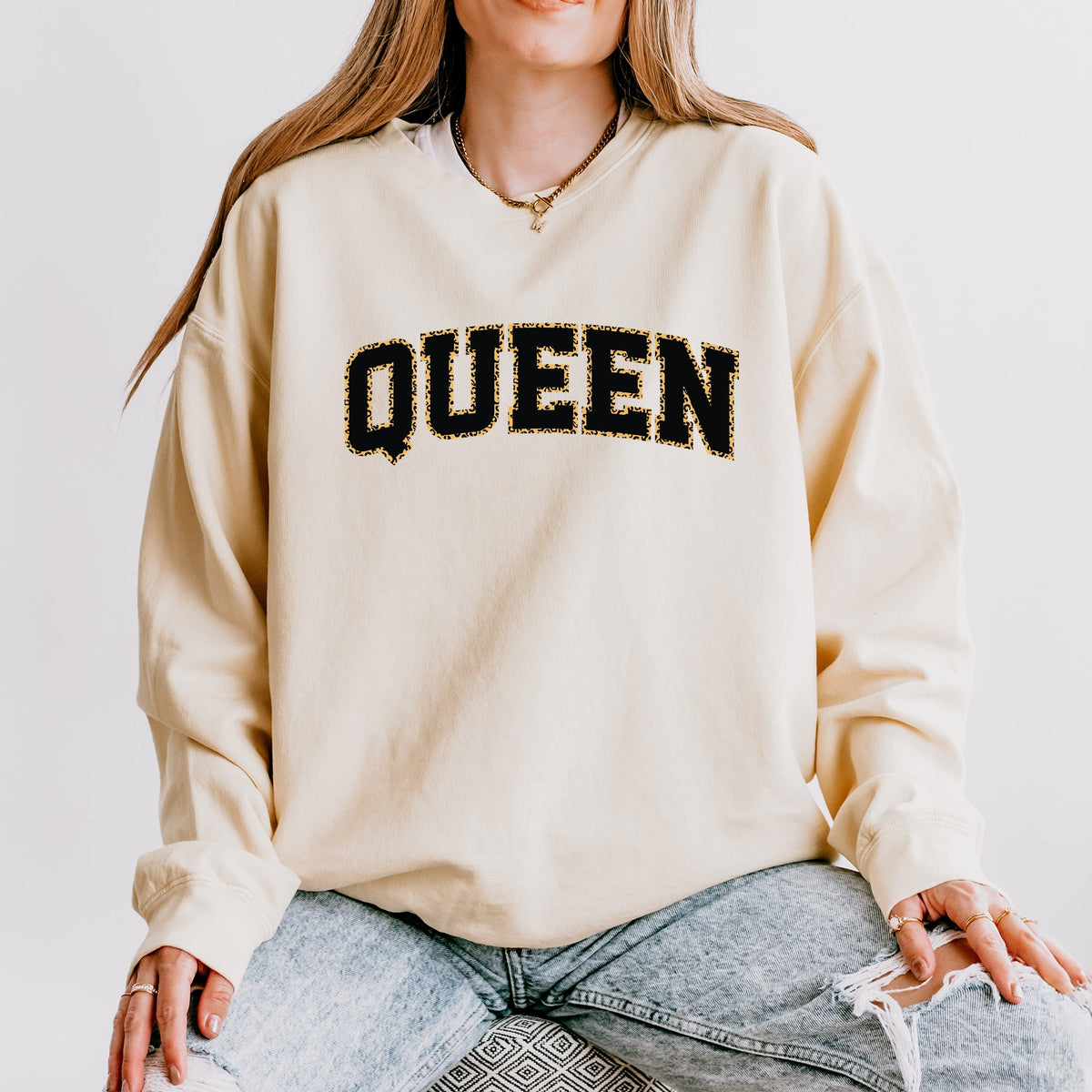 Queen Leopard Print - Women's Lightweight Garment Dyed Sweatshirt