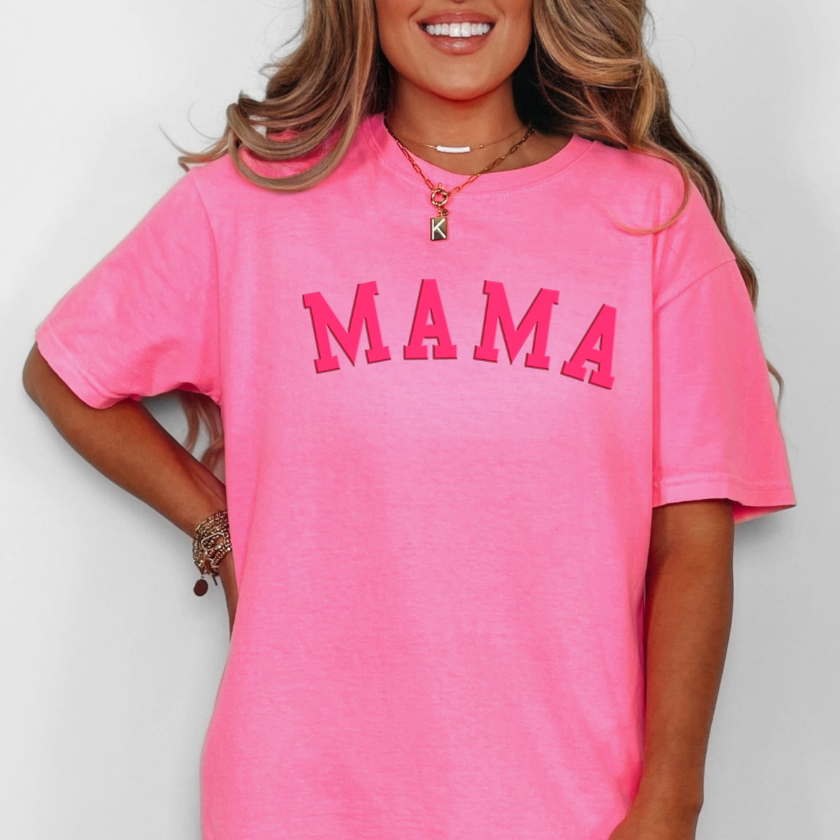 Mama Bold Puff Print - Women's Garment Dyed Graphic T-Shirt