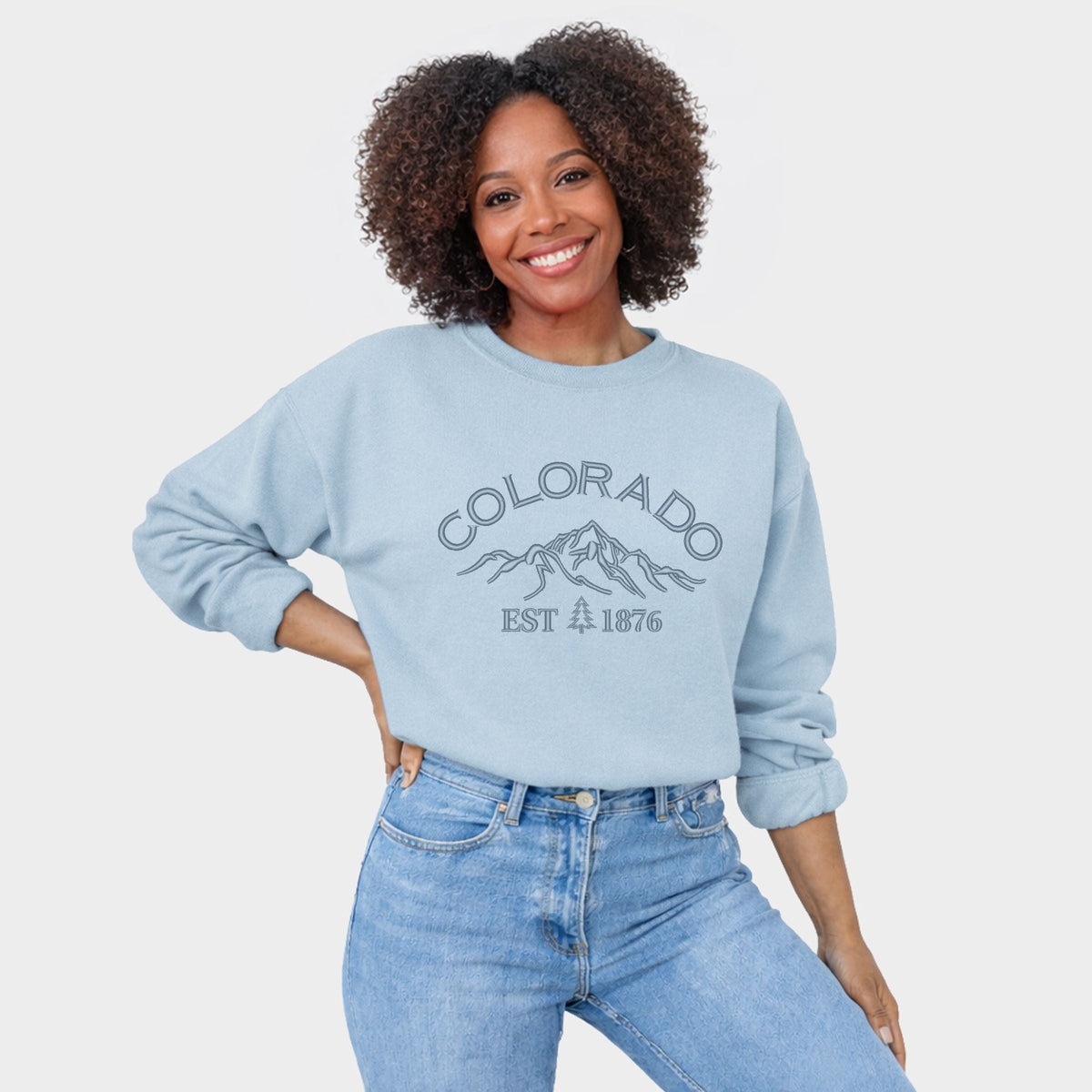 Embroidered Colorado Mountains - Women's Graphic Sweatshirt